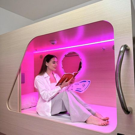 Berloga Capsule Jbr Hostel Dubaj Kültér fotó